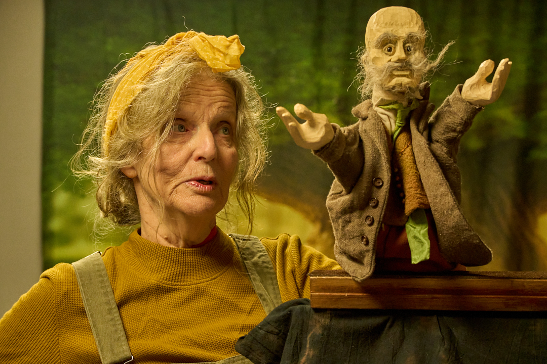 Sue and Bottrell telling