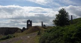The ruins of South Caradon silhouetted against the skyline